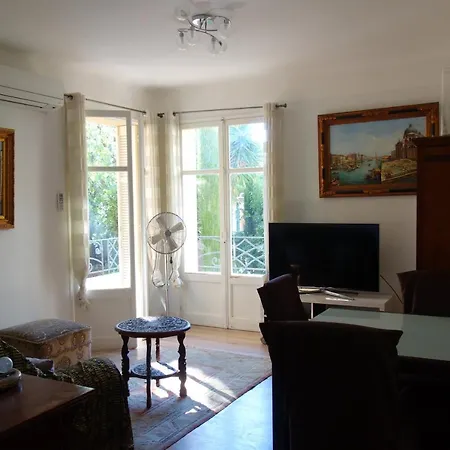Apartment Carthage